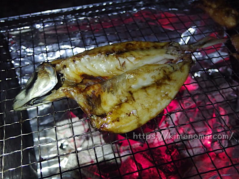 バーベキューコンロの魚